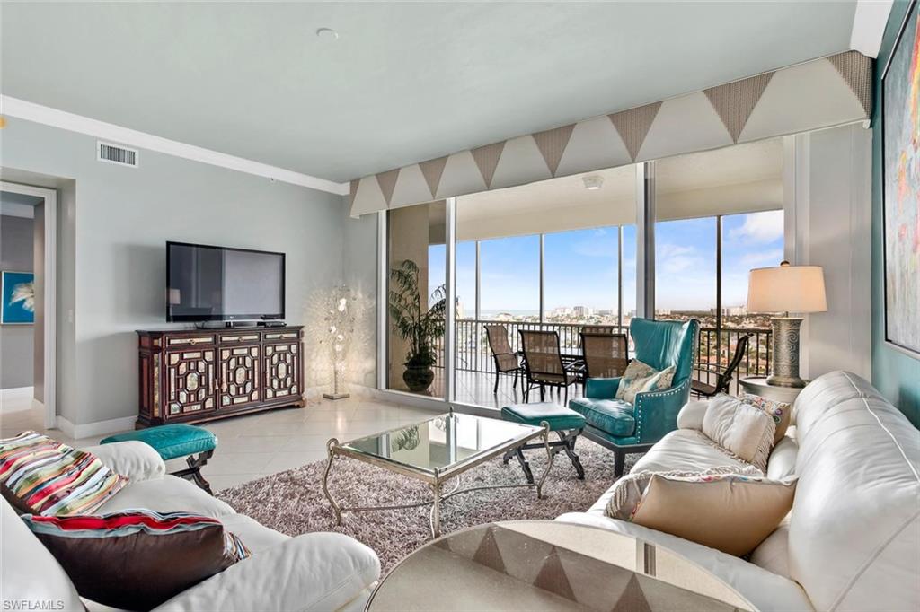 REGATTA - Residential