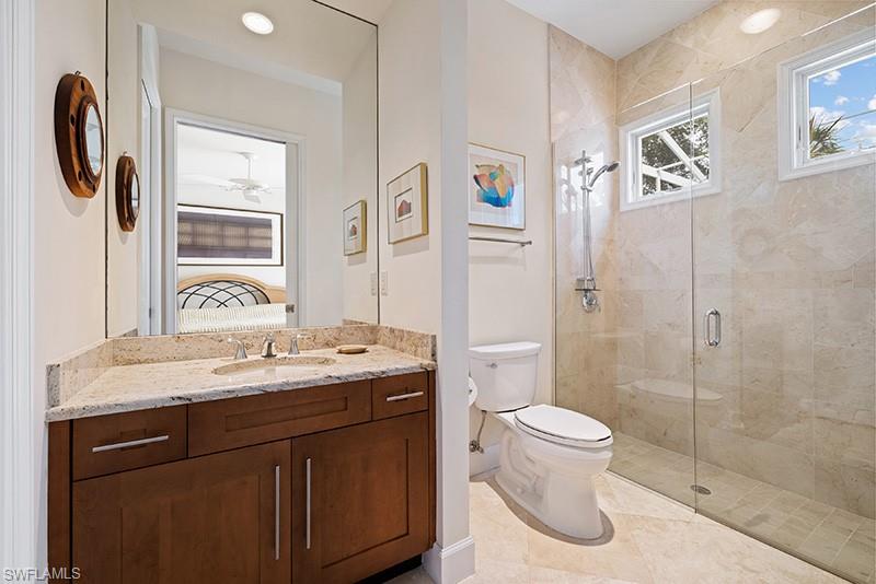 EAGLE CREEK - Residential Lease