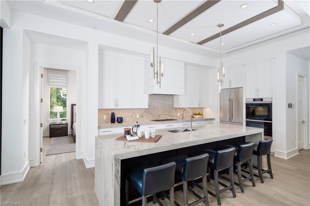 PELICAN BAY WOODS - Residential