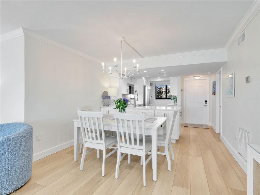 CARLOS POINTE - Residential