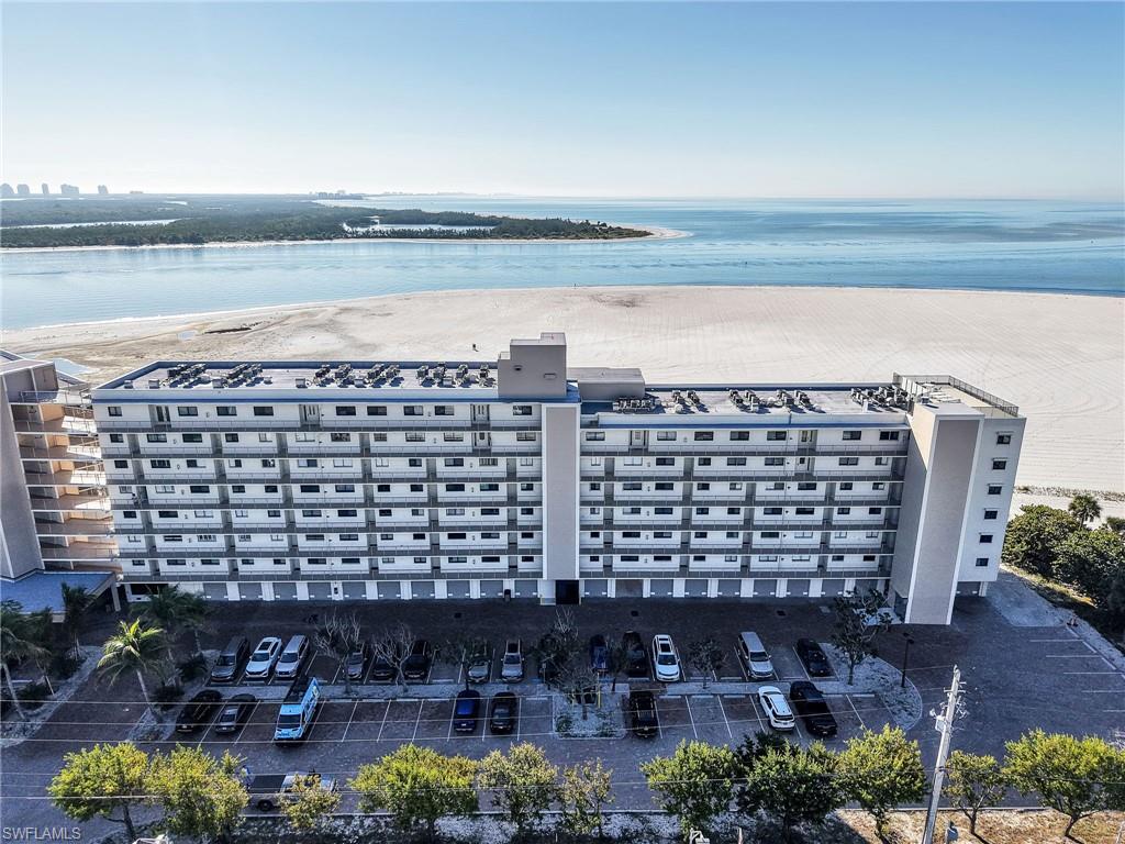 CARLOS POINTE - Residential