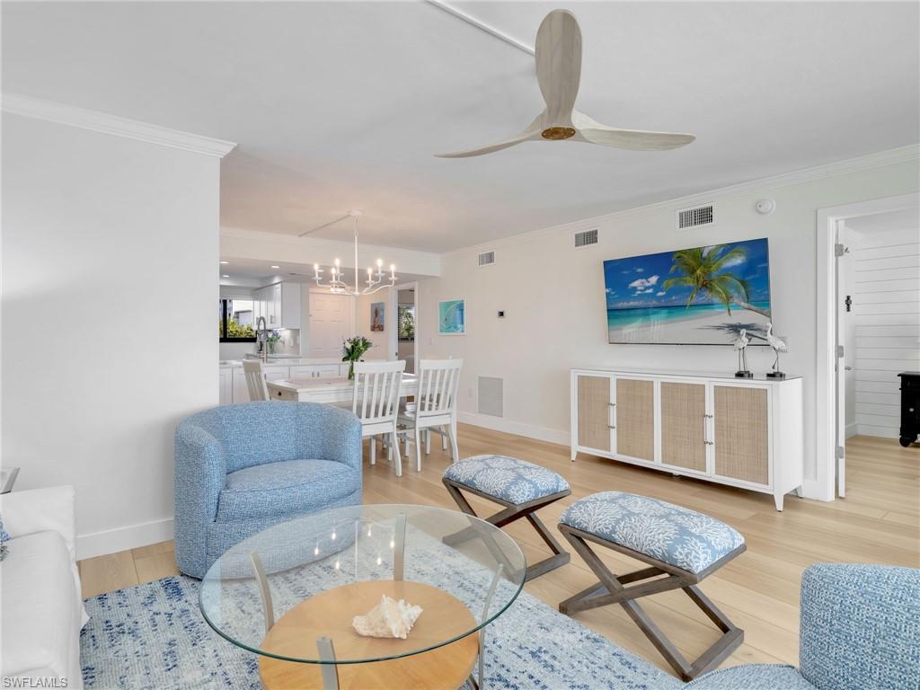 CARLOS POINTE - Residential