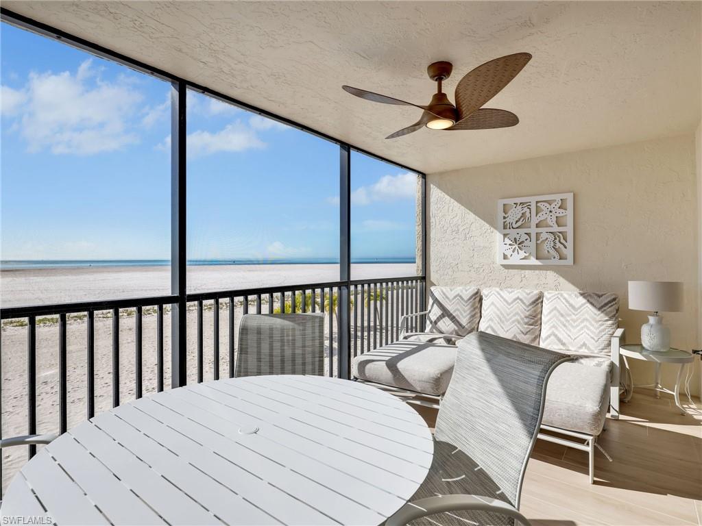 CARLOS POINTE - Residential