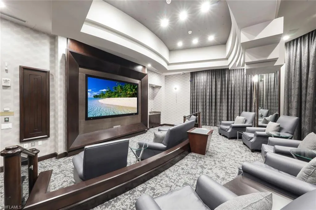 Bonita Springs, Florida 34134, United States, 2 Bedrooms Bedrooms, ,3 BathroomsBathrooms,Residential,Active,124926