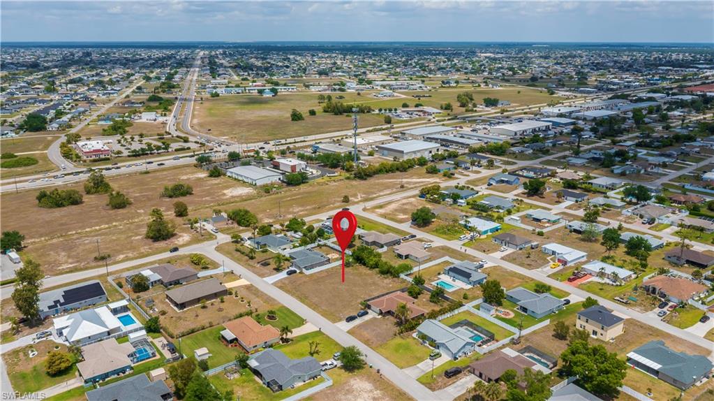 CAPE CORAL - Land