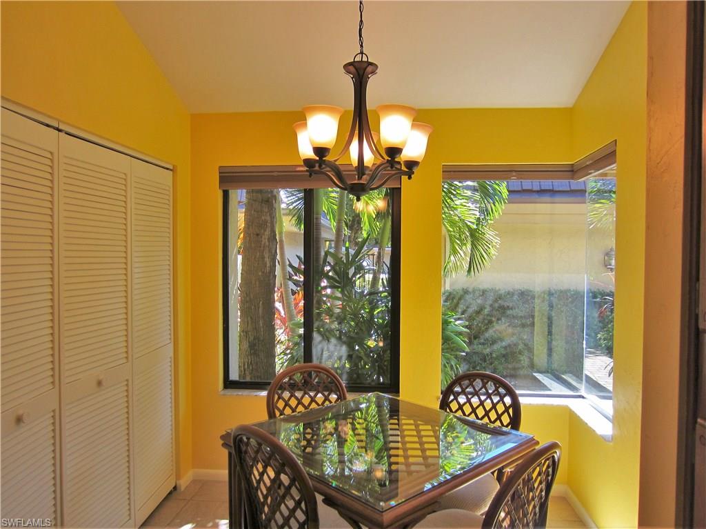 BEARS PAW VILLAS - Residential