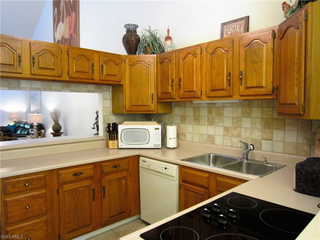 BEARS PAW VILLAS - Residential