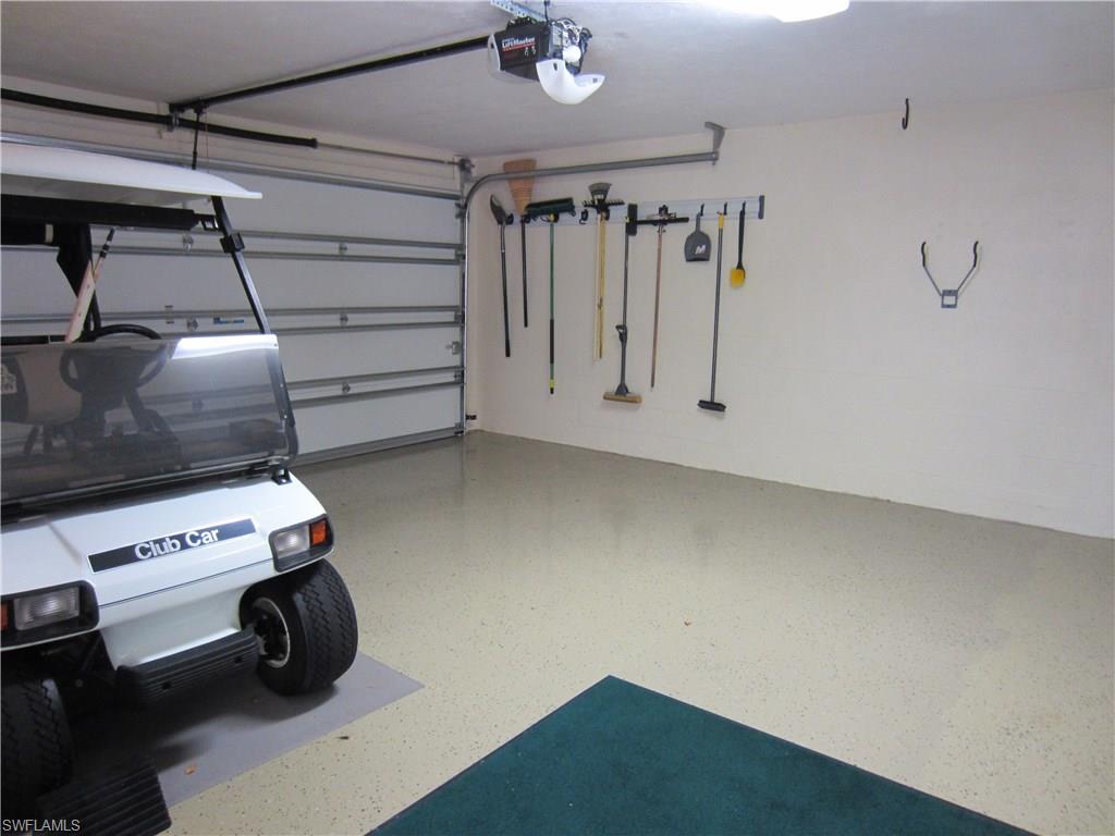 BEARS PAW VILLAS - Residential