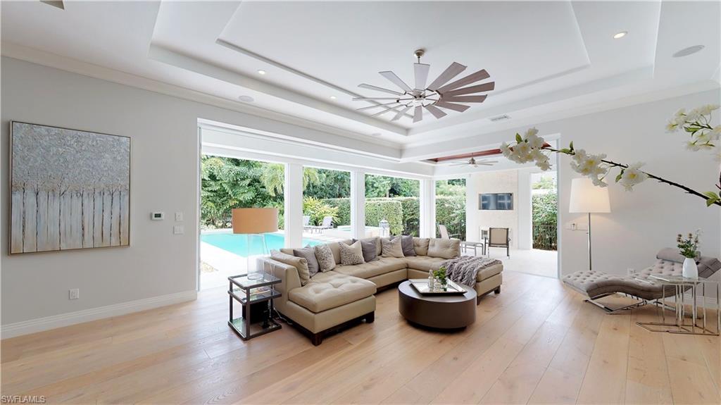 MOORINGS - Residential