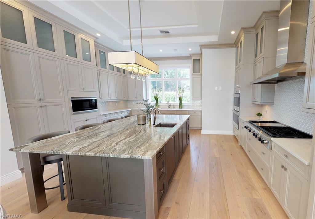 MOORINGS - Residential