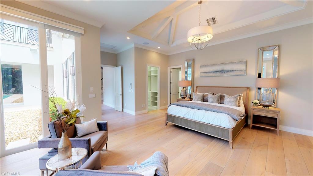 MOORINGS - Residential