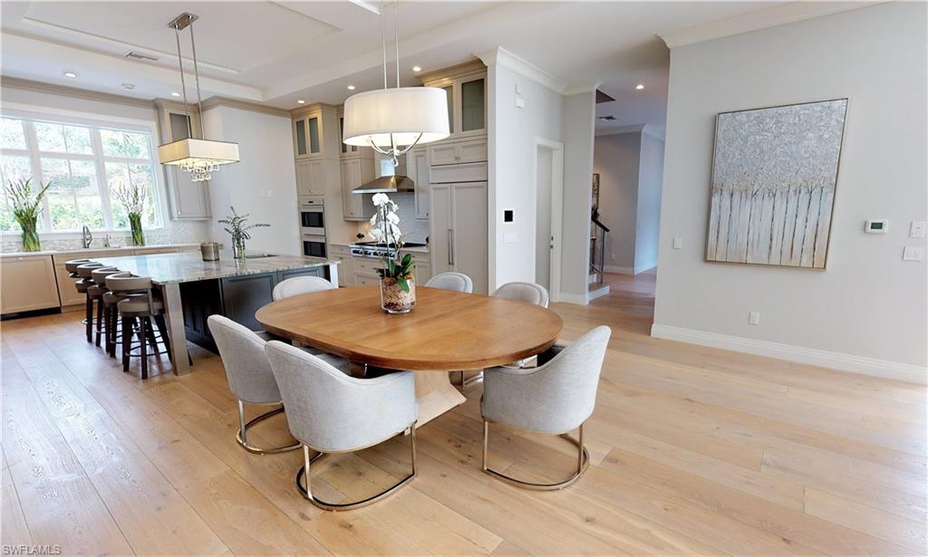 MOORINGS - Residential