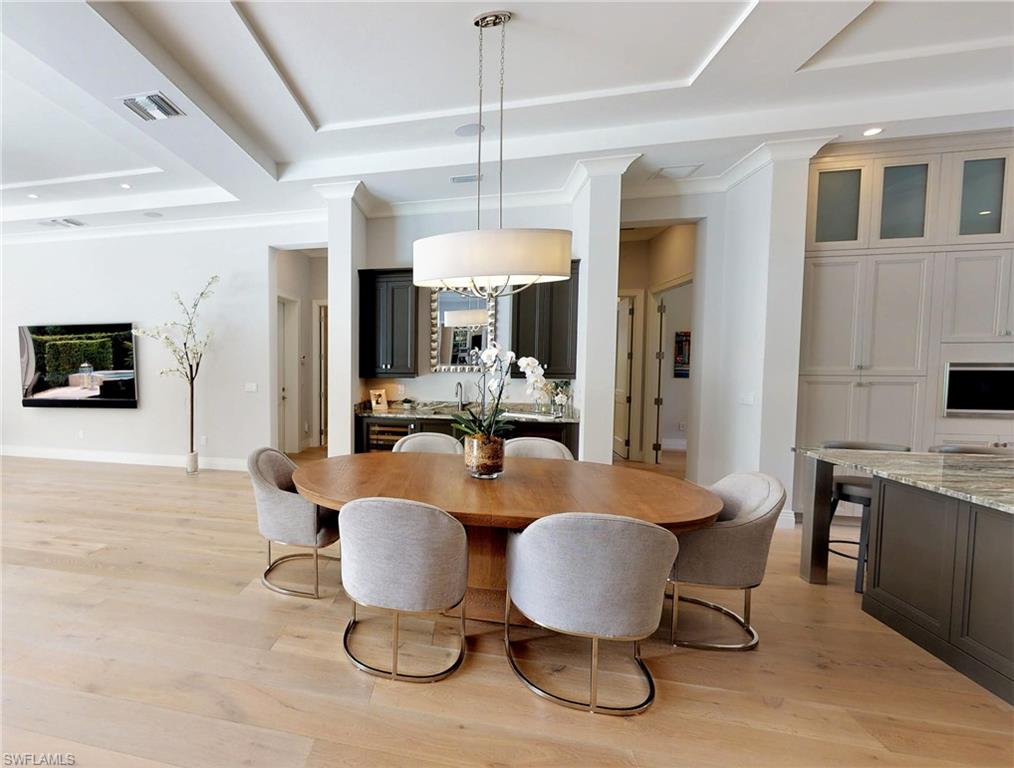 MOORINGS - Residential