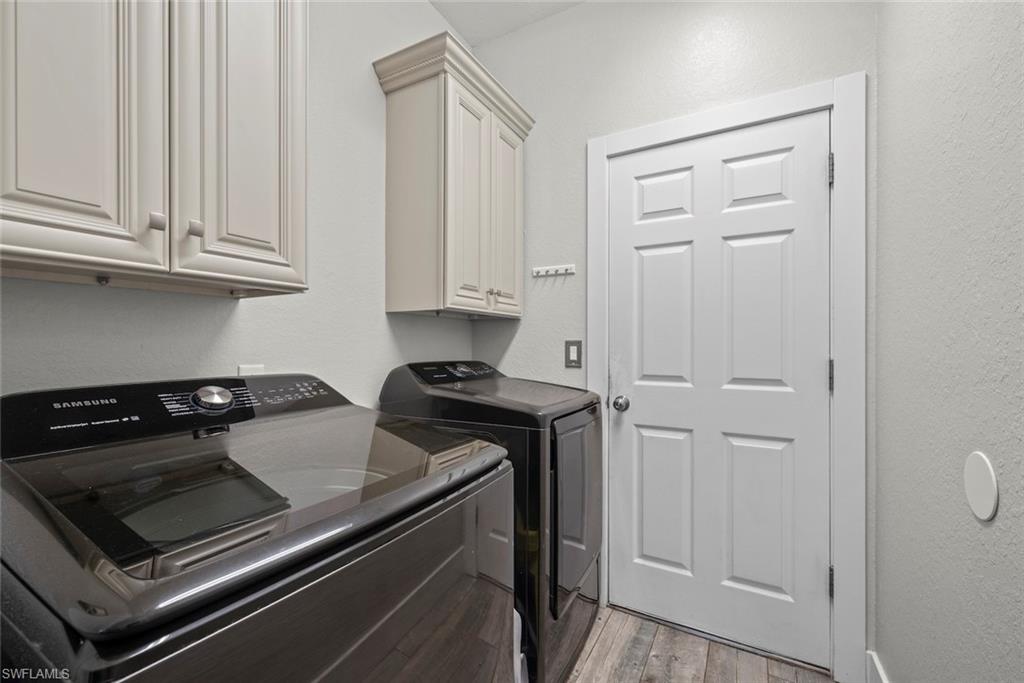 DANFORTH LAKES - Residential