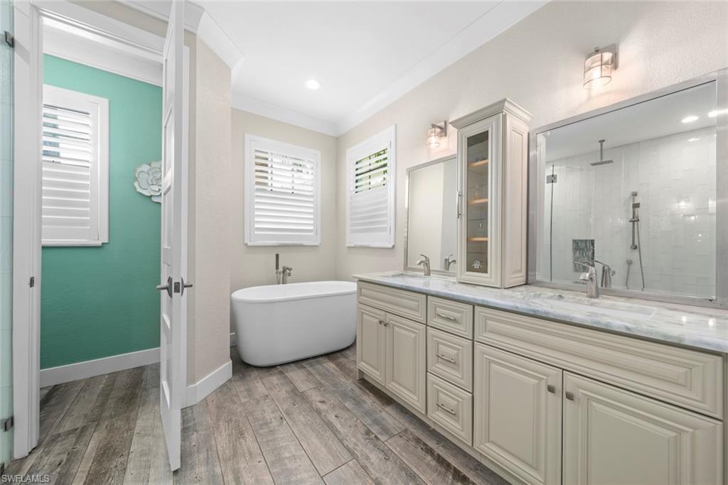 DANFORTH LAKES - Residential