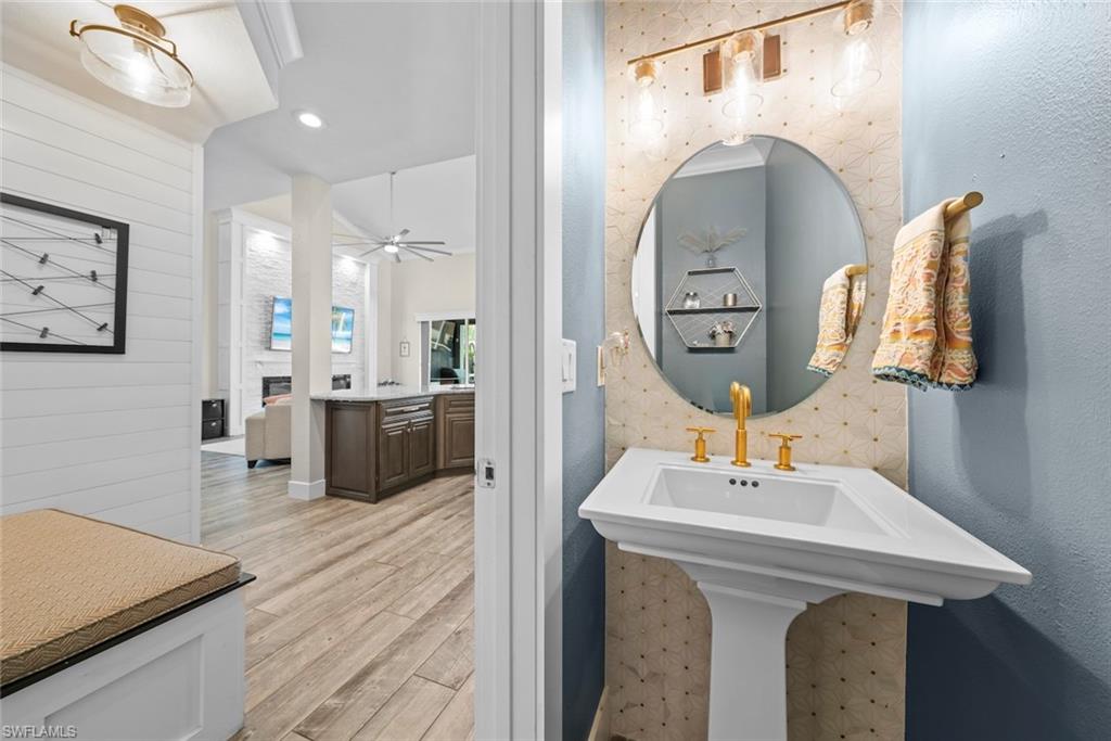 DANFORTH LAKES - Residential