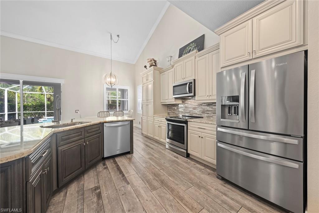 DANFORTH LAKES - Residential