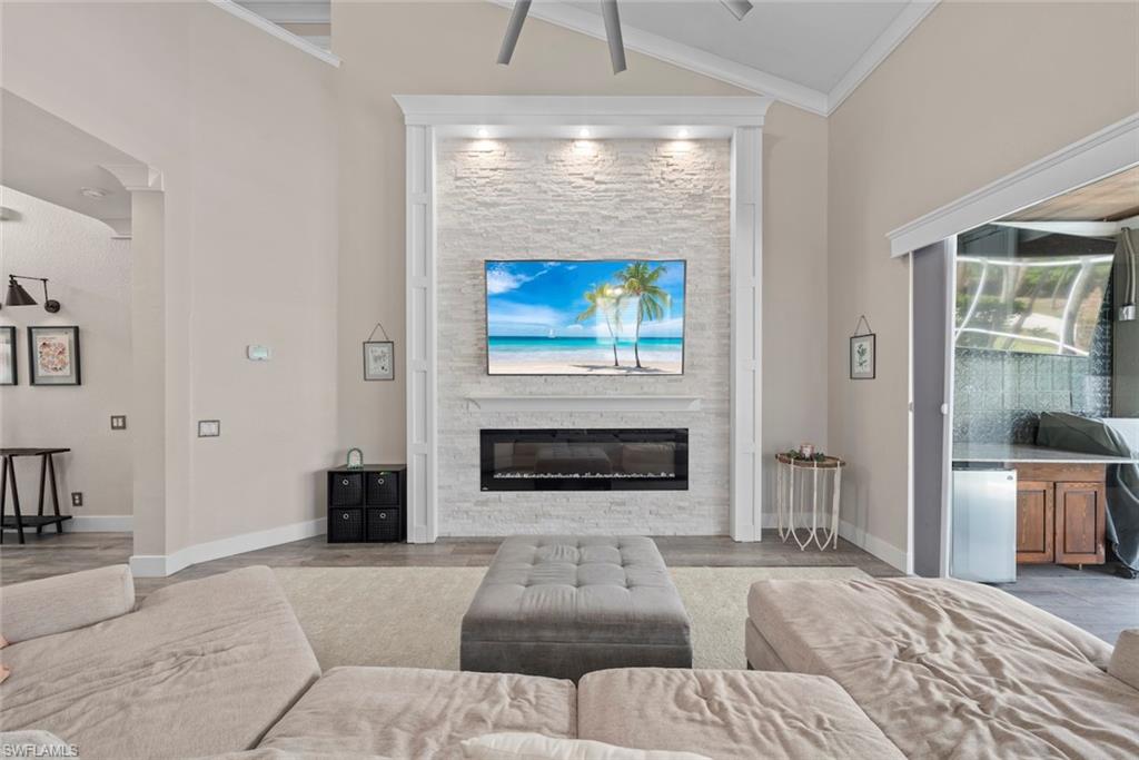 DANFORTH LAKES - Residential