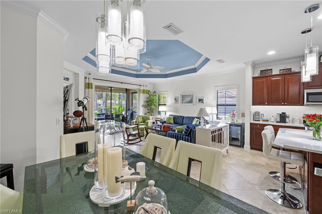 VILLA PALMERAS - Residential