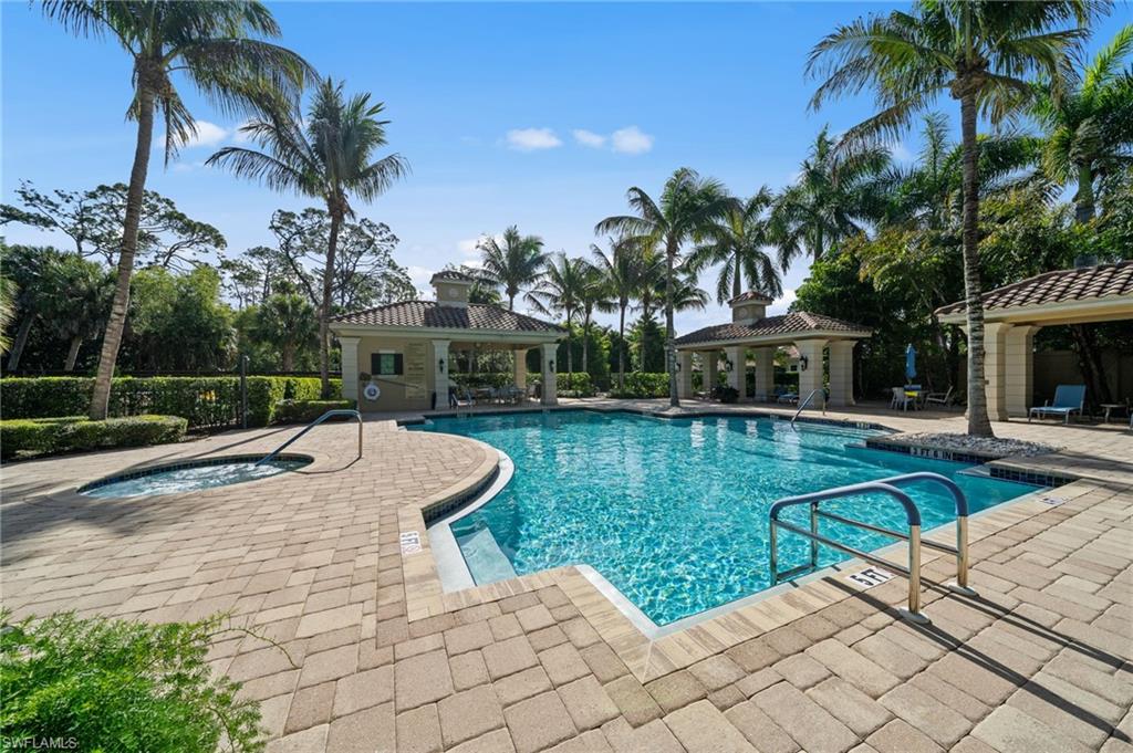 VILLA PALMERAS - Residential