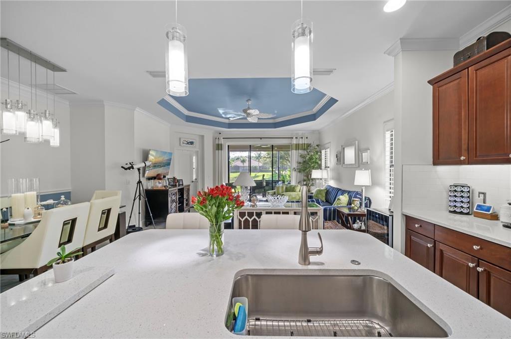 VILLA PALMERAS - Residential