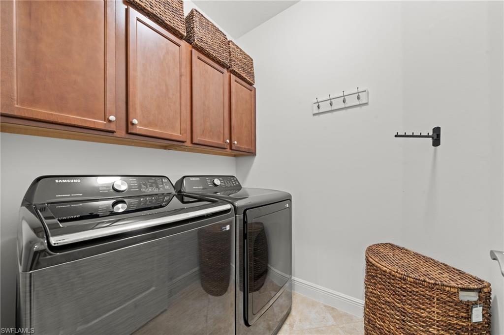 VILLA PALMERAS - Residential