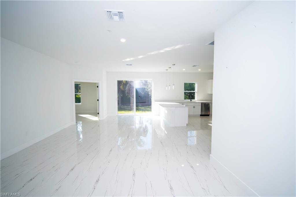 PORT CHARLOTTE - Residential