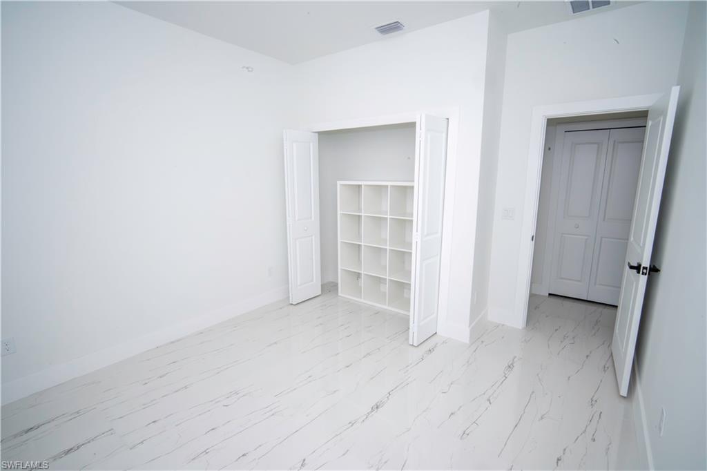 PORT CHARLOTTE - Residential