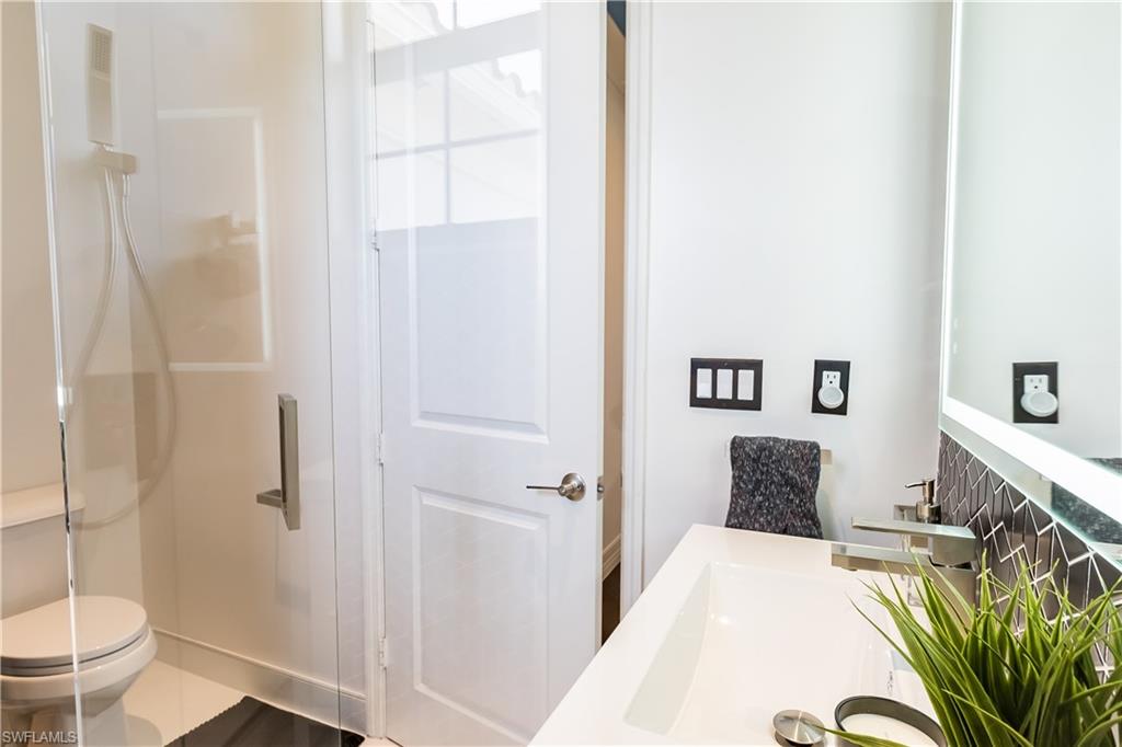 STONECREEK - Residential Lease