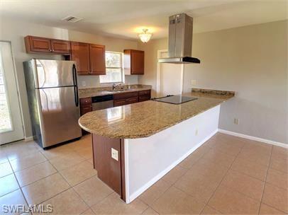 SAN CARLOS PARK - Residential