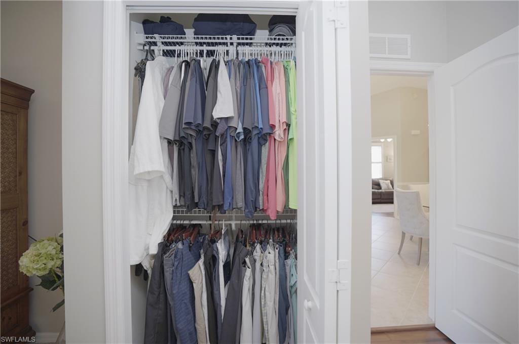 LAUREL GREENS - Residential