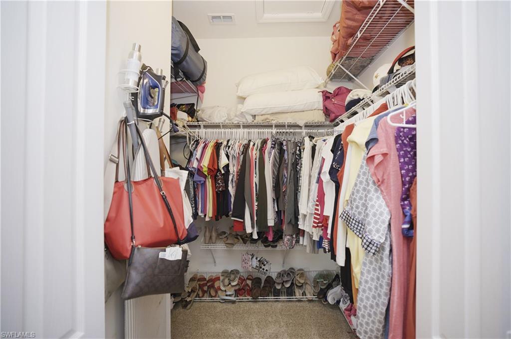 LAUREL GREENS - Residential