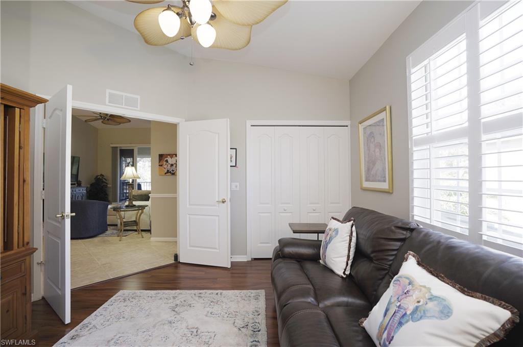 LAUREL GREENS - Residential