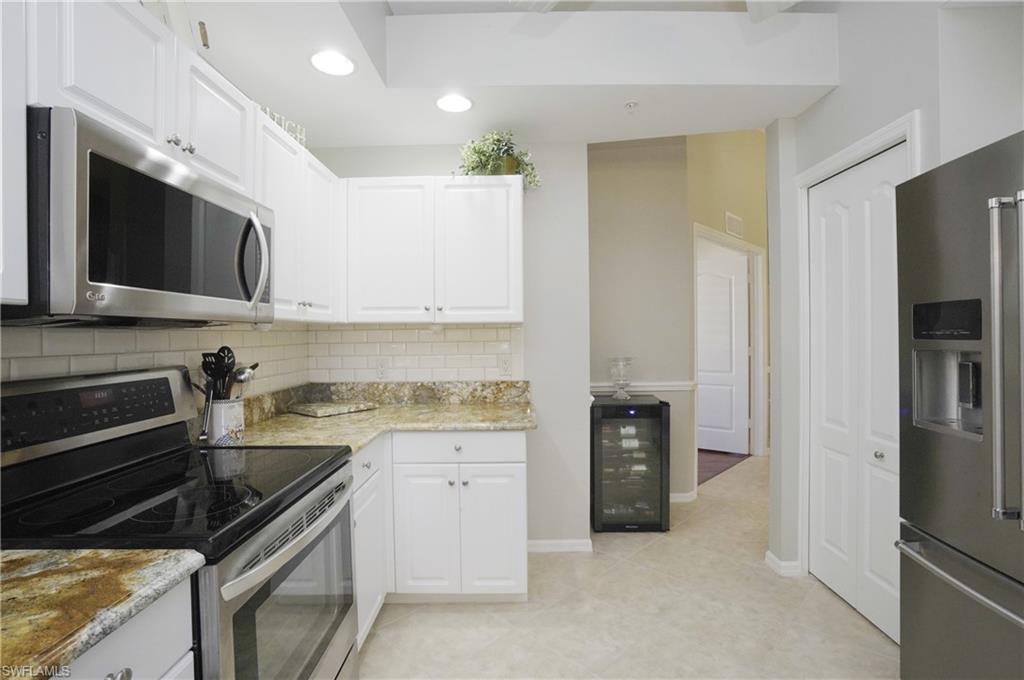 LAUREL GREENS - Residential