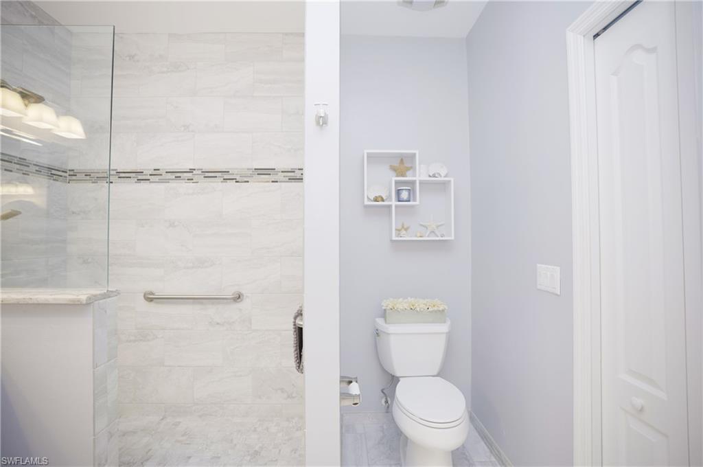 LAUREL GREENS - Residential