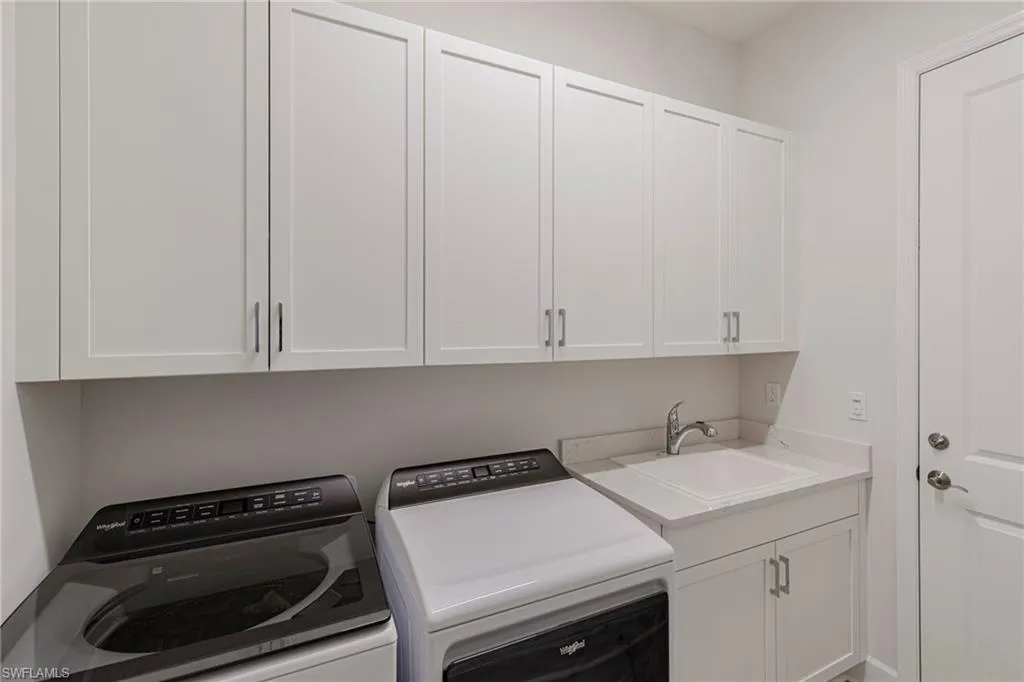 Naples, Florida 34113, United States, 2 Bedrooms Bedrooms, ,2 BathroomsBathrooms,Residential,Active,53533