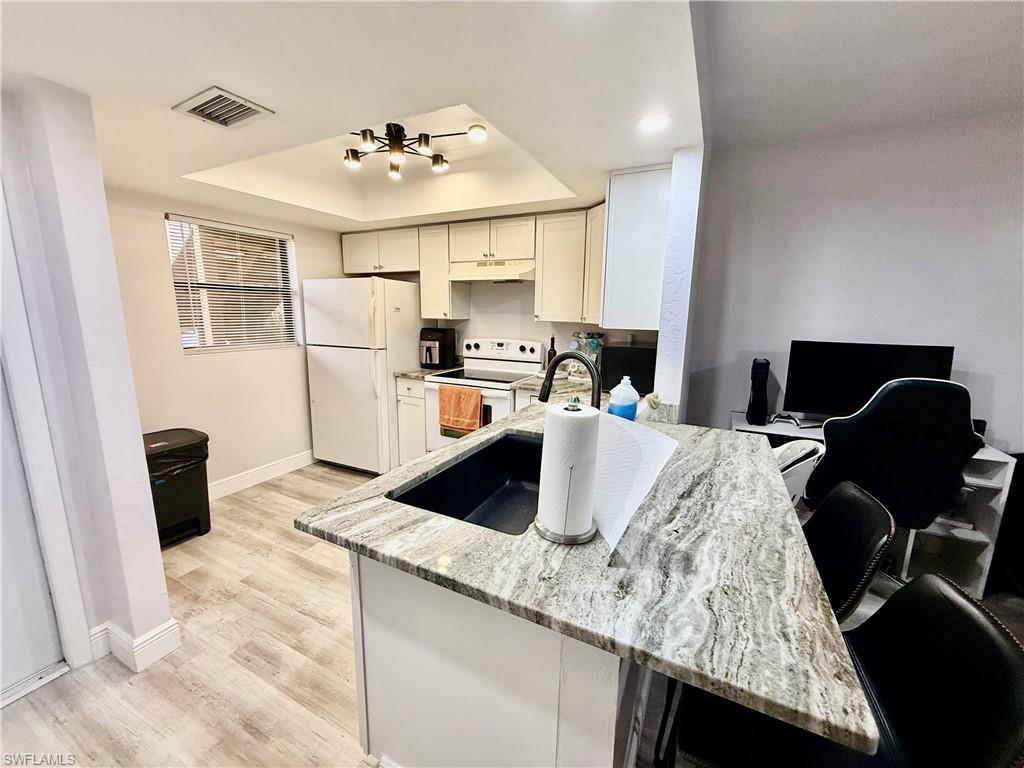 GOLFSIDE VILLAGE - Residential