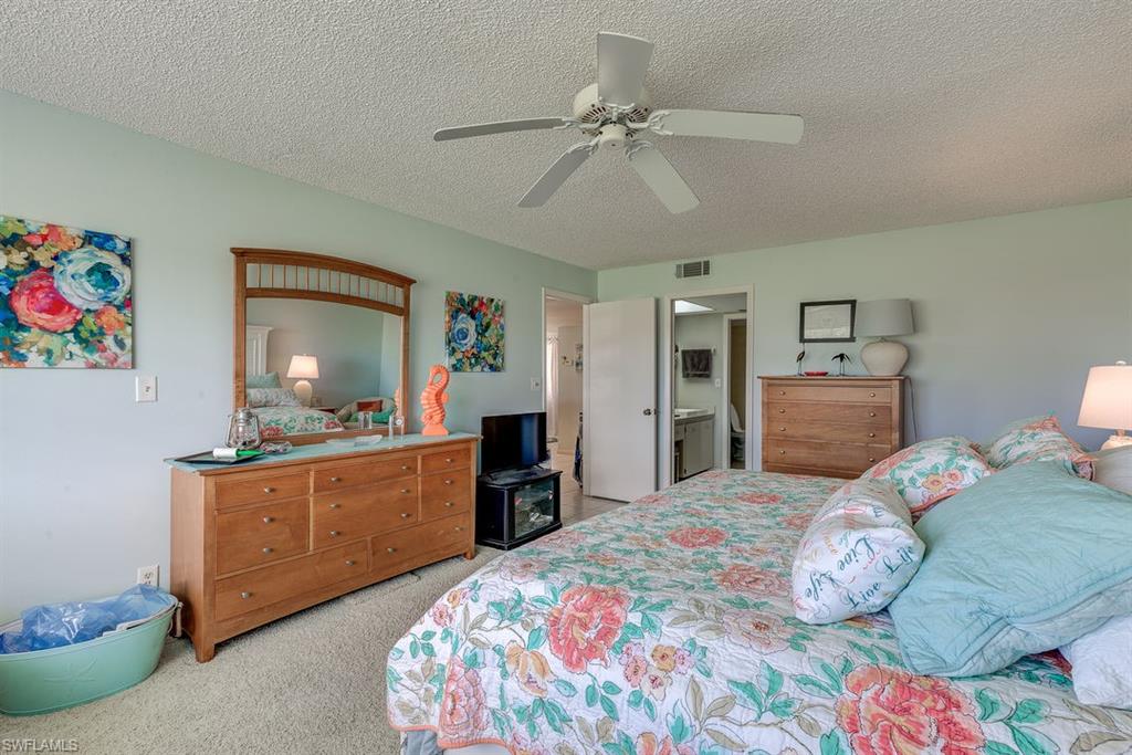 GLADES COUNTRY CLUB - Residential