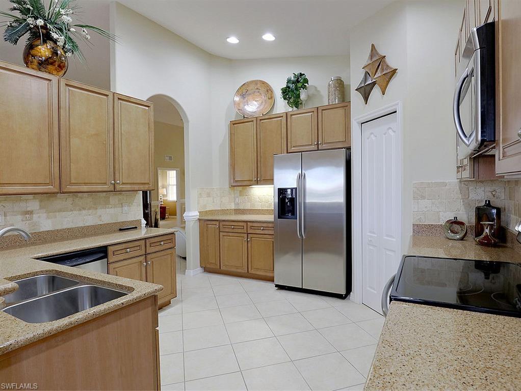 MOODY RIVER ESTATES - Residential Lease