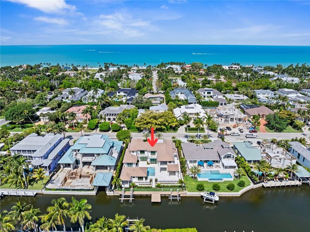 AQUALANE SHORES - Residential