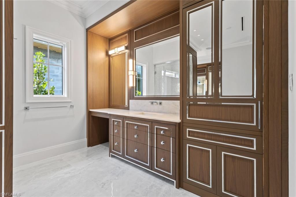 AQUALANE SHORES - Residential