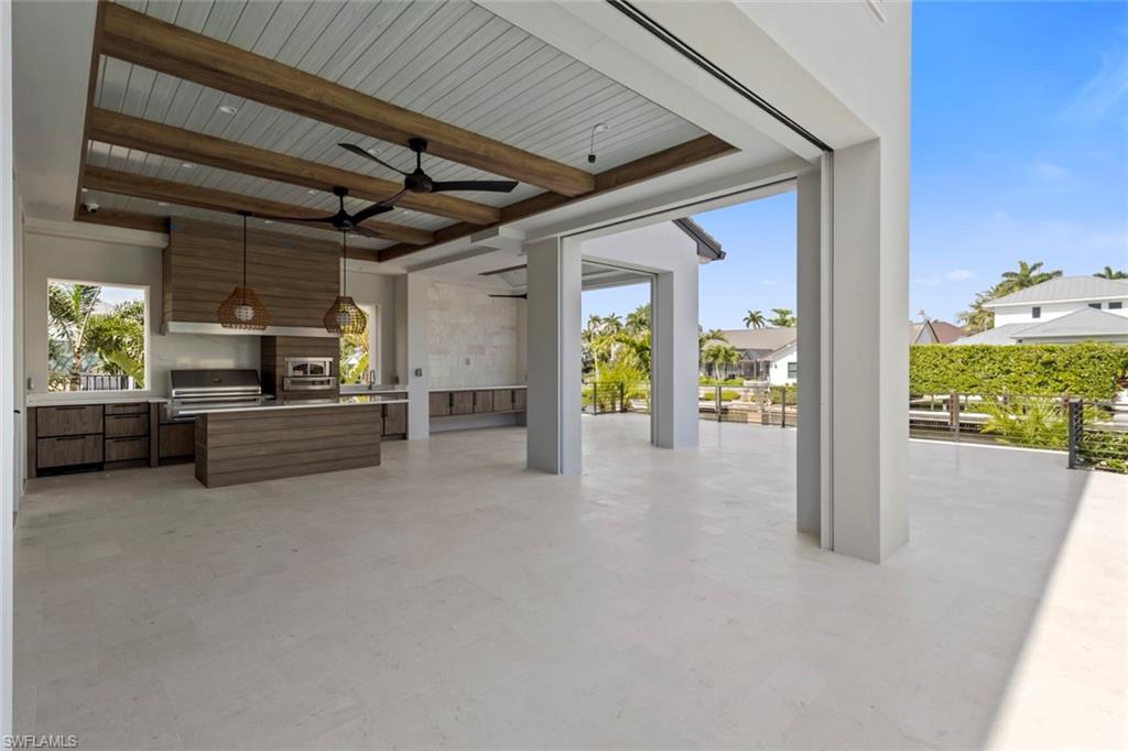 AQUALANE SHORES - Residential