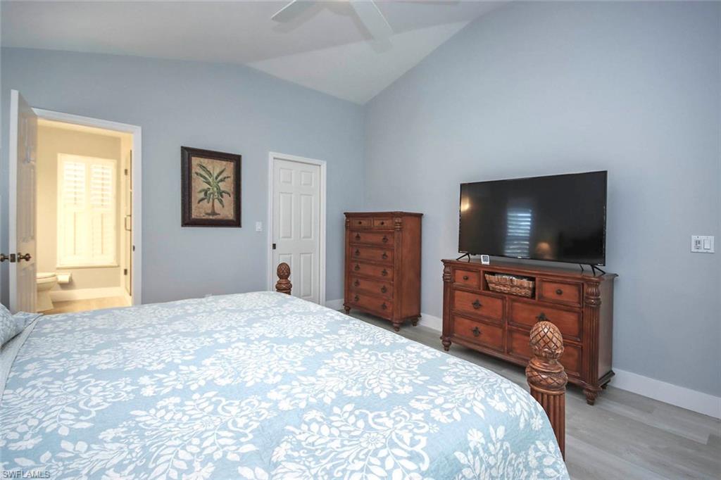 ISLAND WOODS - Residential