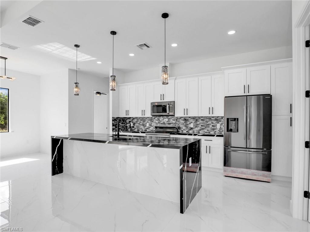 LEHIGH ACRES - Residential