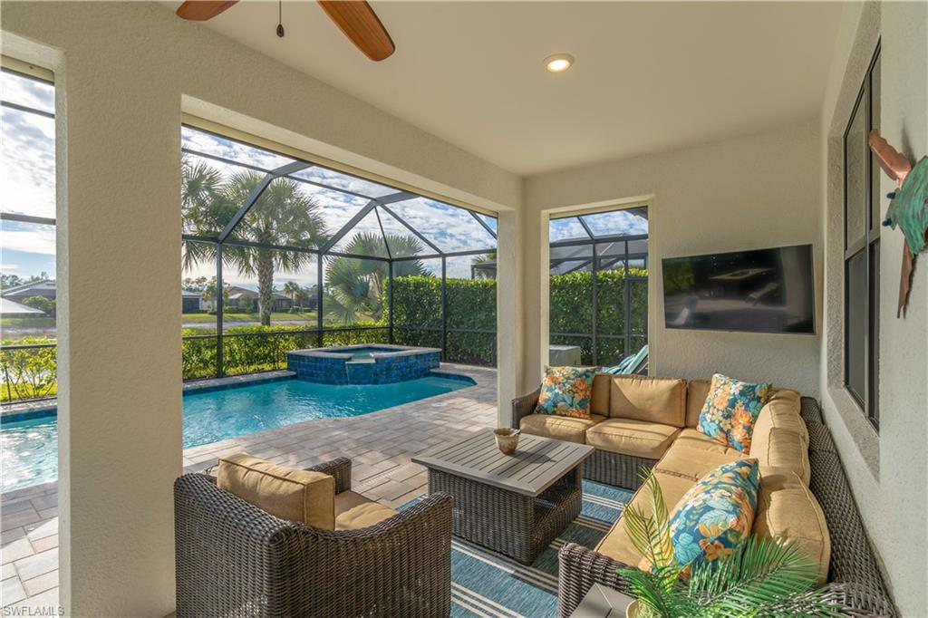 WINDING CYPRESS - Residential