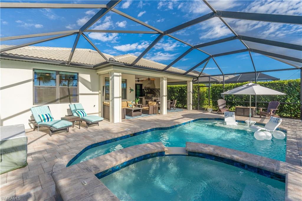 WINDING CYPRESS - Residential