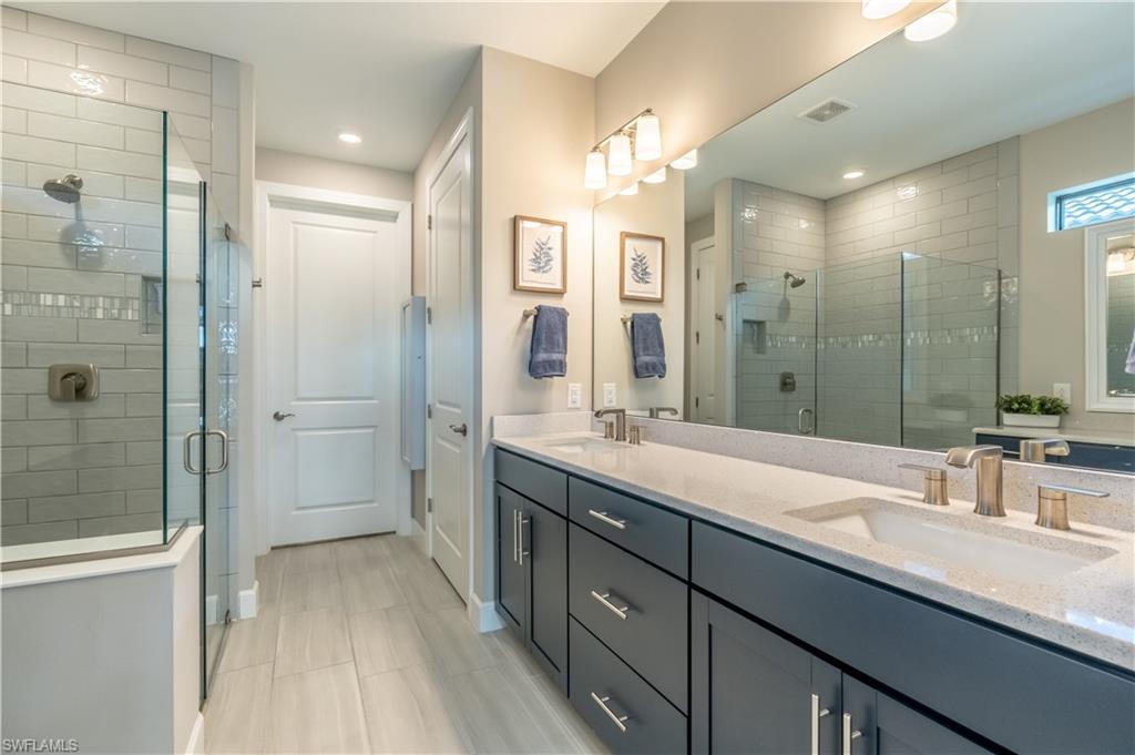 WINDING CYPRESS - Residential