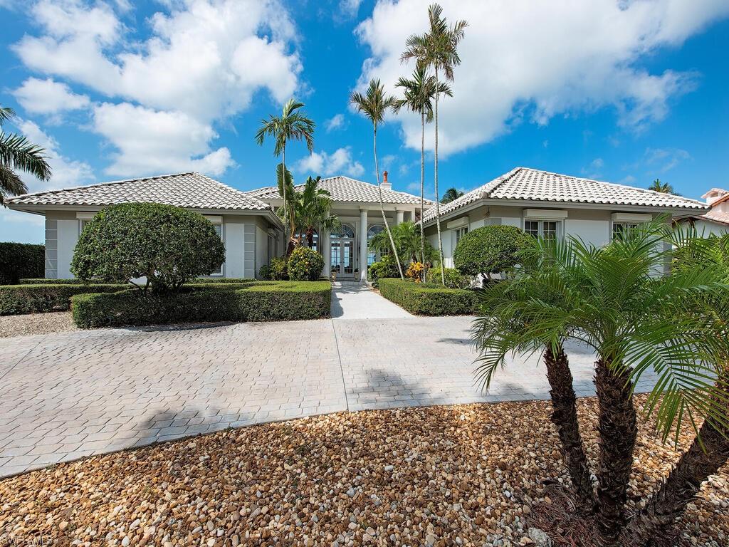 ESTATES - Residential