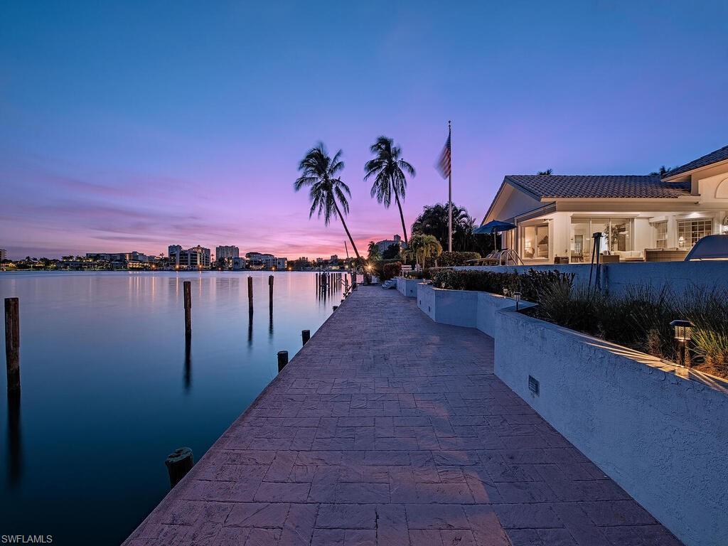 ESTATES - Residential