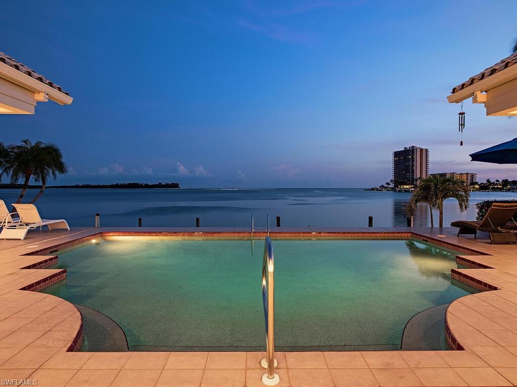 ESTATES - Residential